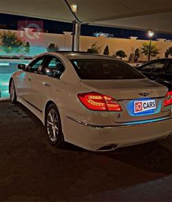 هيونداي جنسس